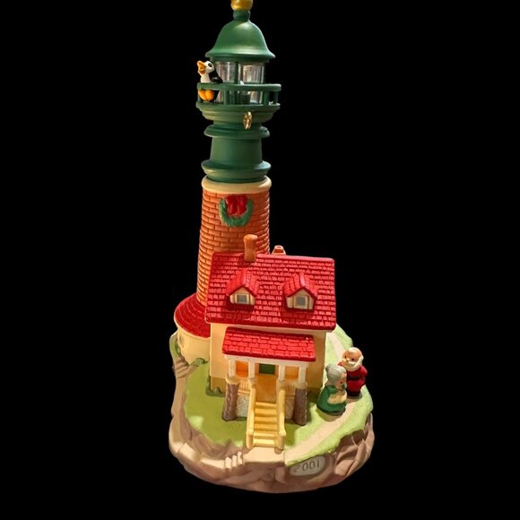 Hallmark Keepsake Ornament Lighthouse Lights Up Greetings 5th in Series 2001 - Picture 2 of 16